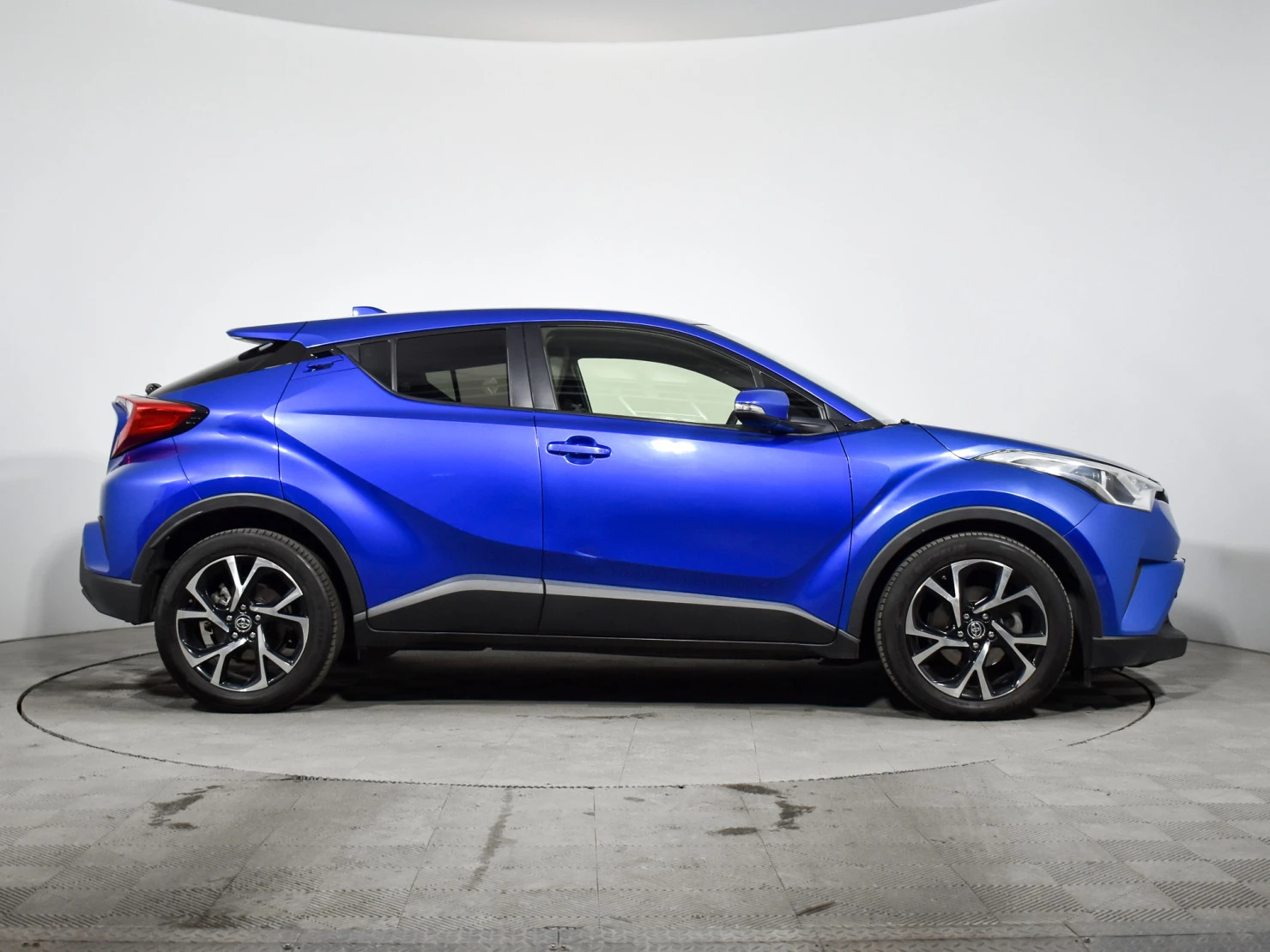 Toyota C-HR, 2018