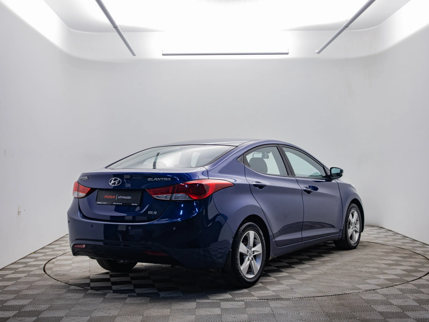 Hyundai Elantra, 2011