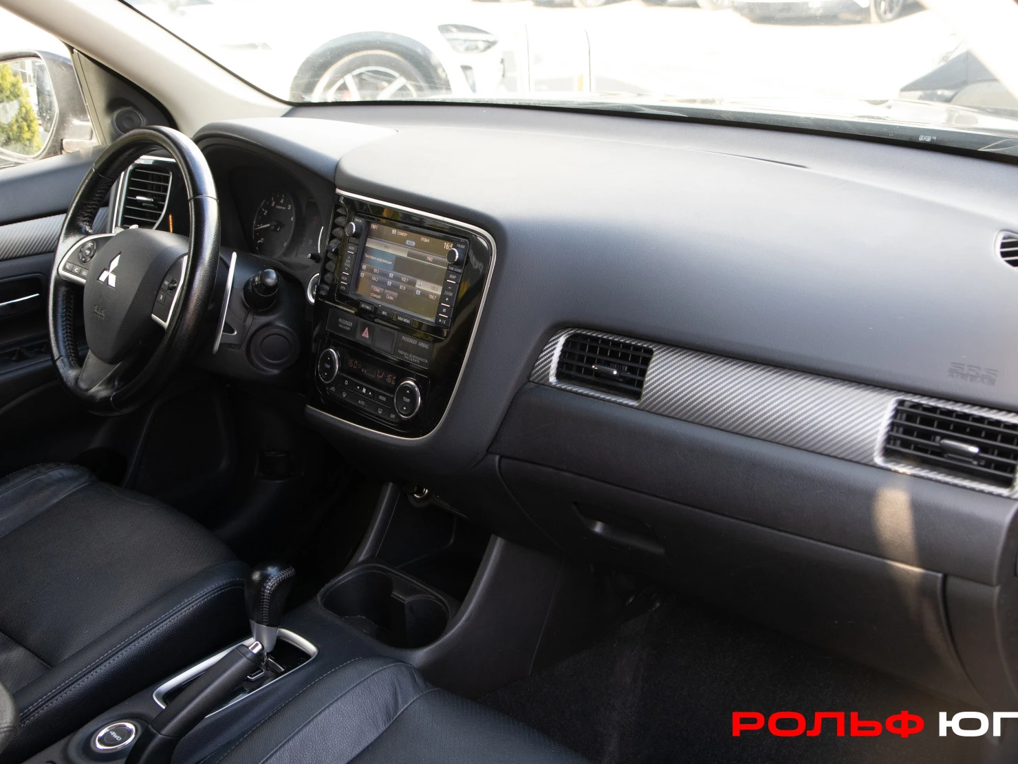 Mitsubishi OUTLANDER, 2013