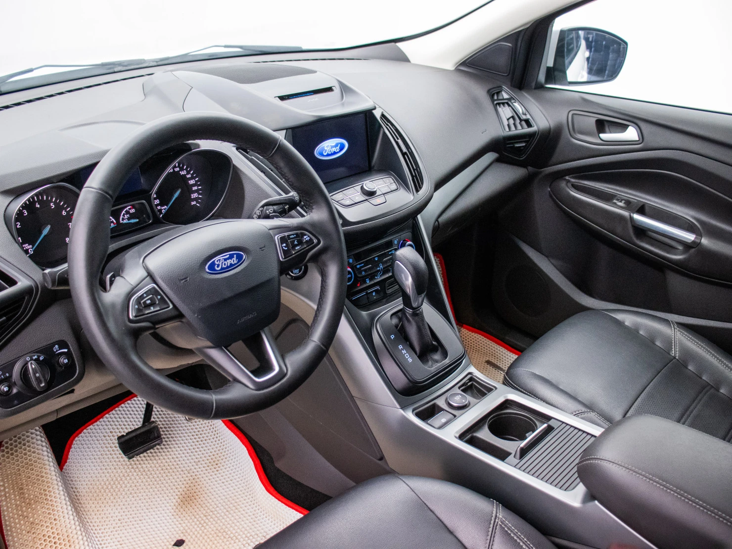Ford KUGA, 2017