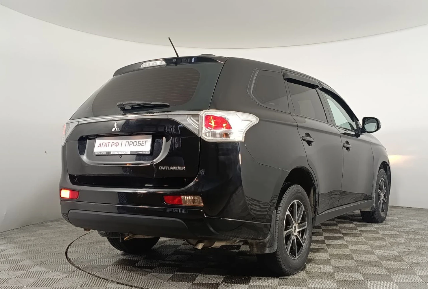 Mitsubishi OUTLANDER, 2012