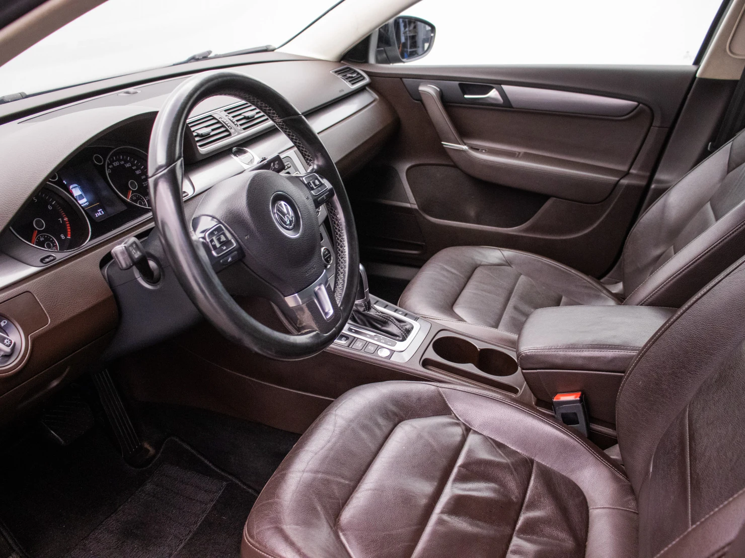 Volkswagen Passat, 2014