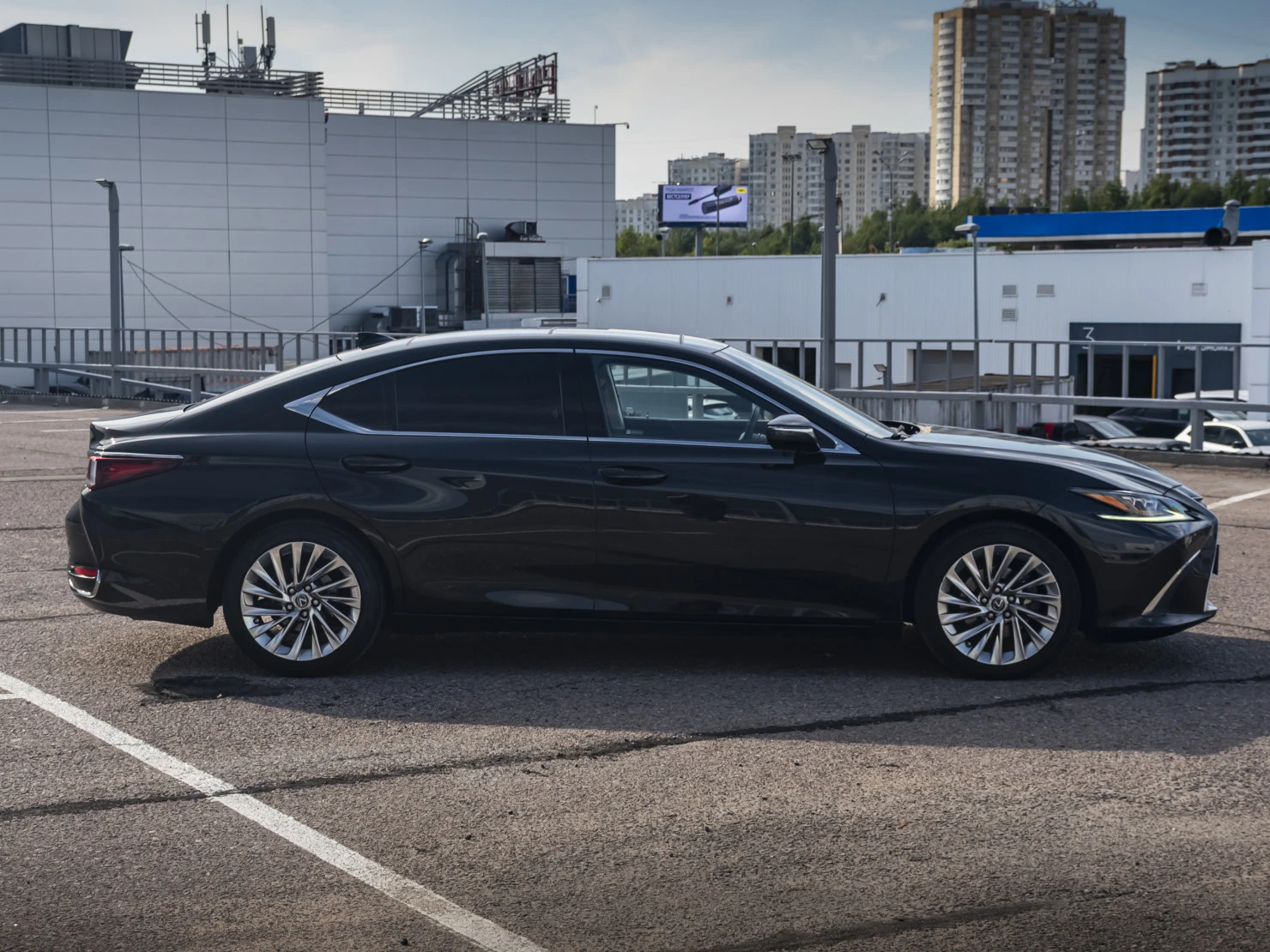 Lexus ES, 2018