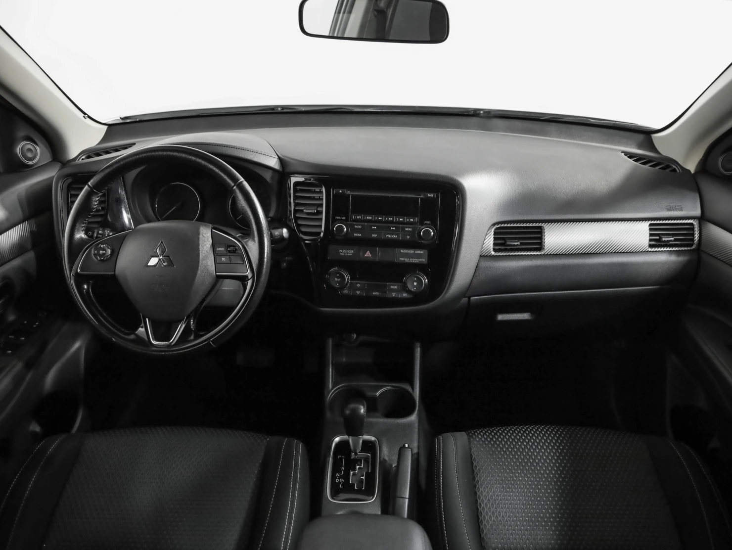 Mitsubishi OUTLANDER, 2016