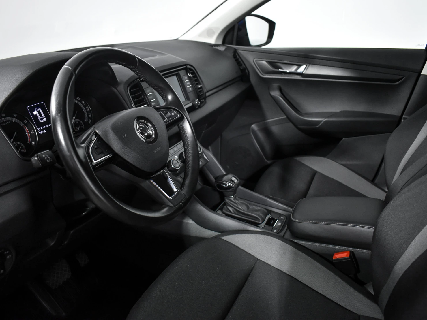 ŠKODA KAROQ, 2020