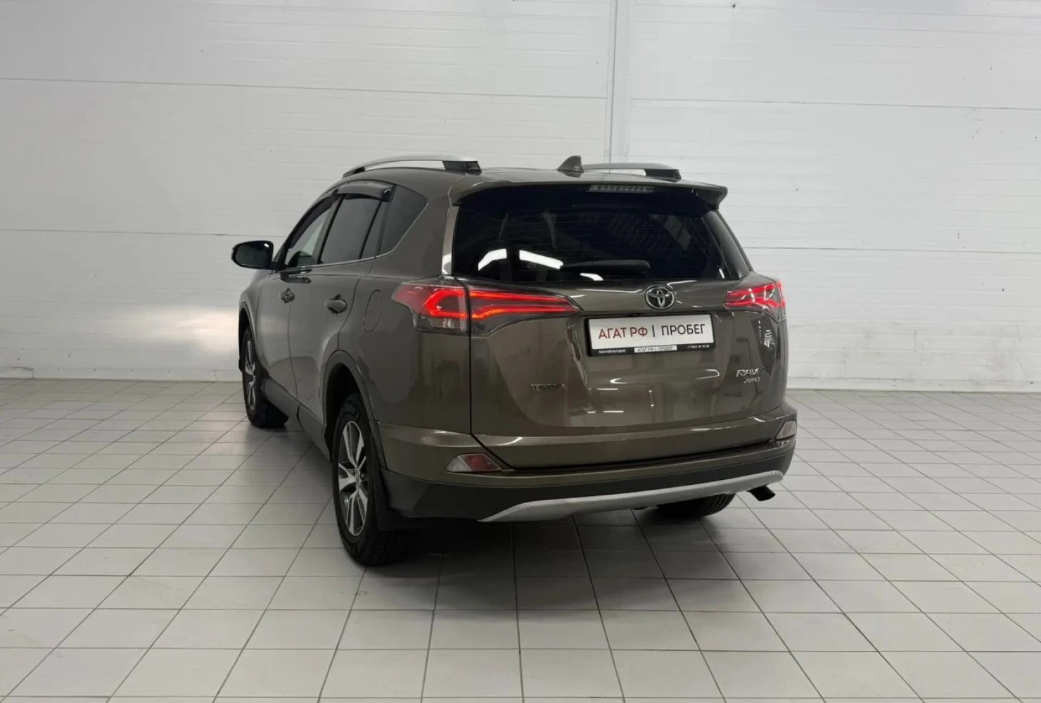 Toyota RAV4, 2016