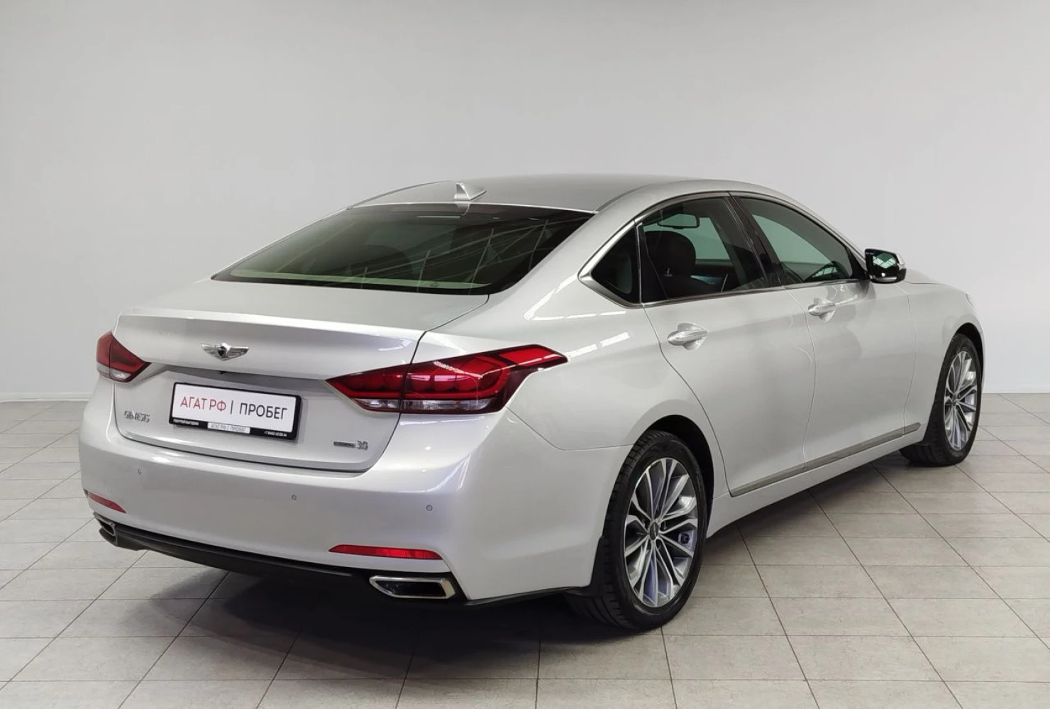 Hyundai Genesis, 2015