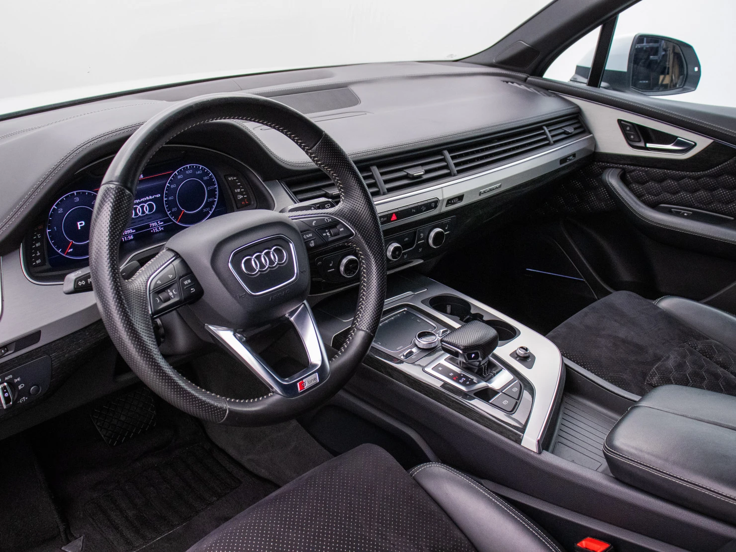 Audi Q7, 2015