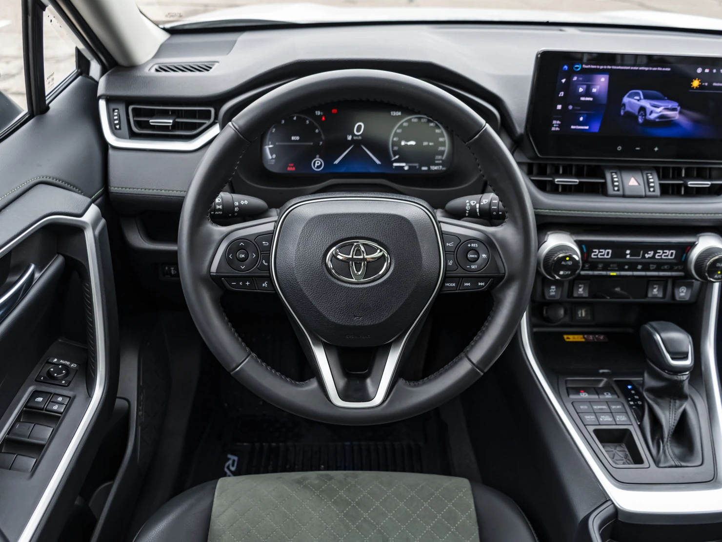 Toyota RAV4, 2024