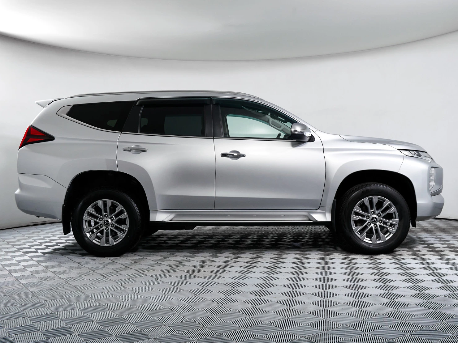 Mitsubishi PAJERO SPORT, 2022