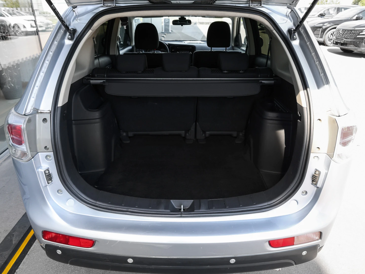 Mitsubishi OUTLANDER, 2013