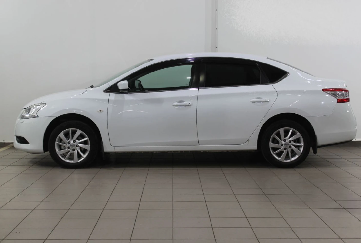 Nissan Sentra, 2014