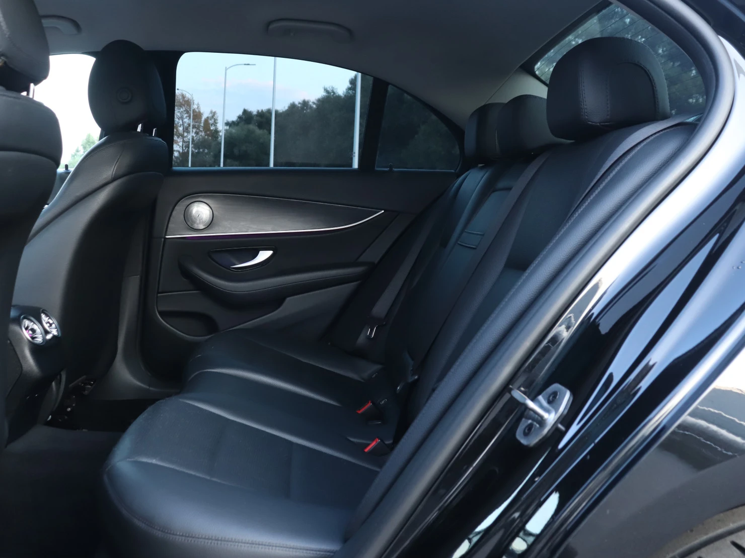 Mercedes-Benz E-Класс, 2019