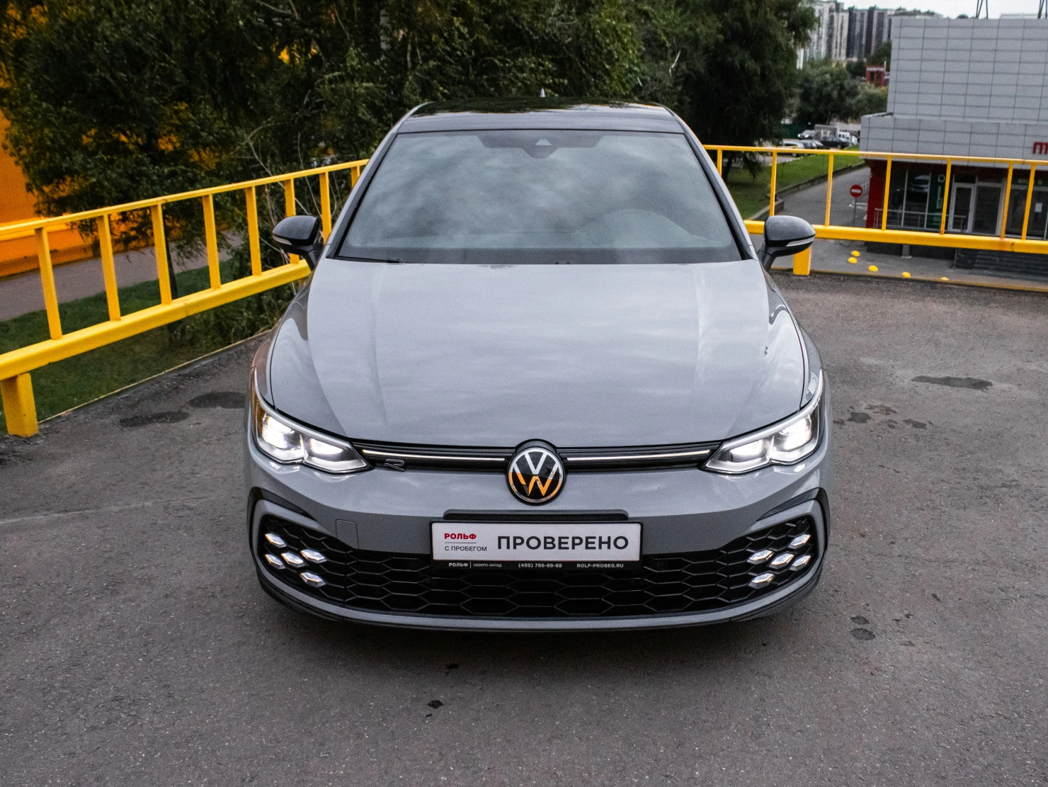 Volkswagen Golf, 2022