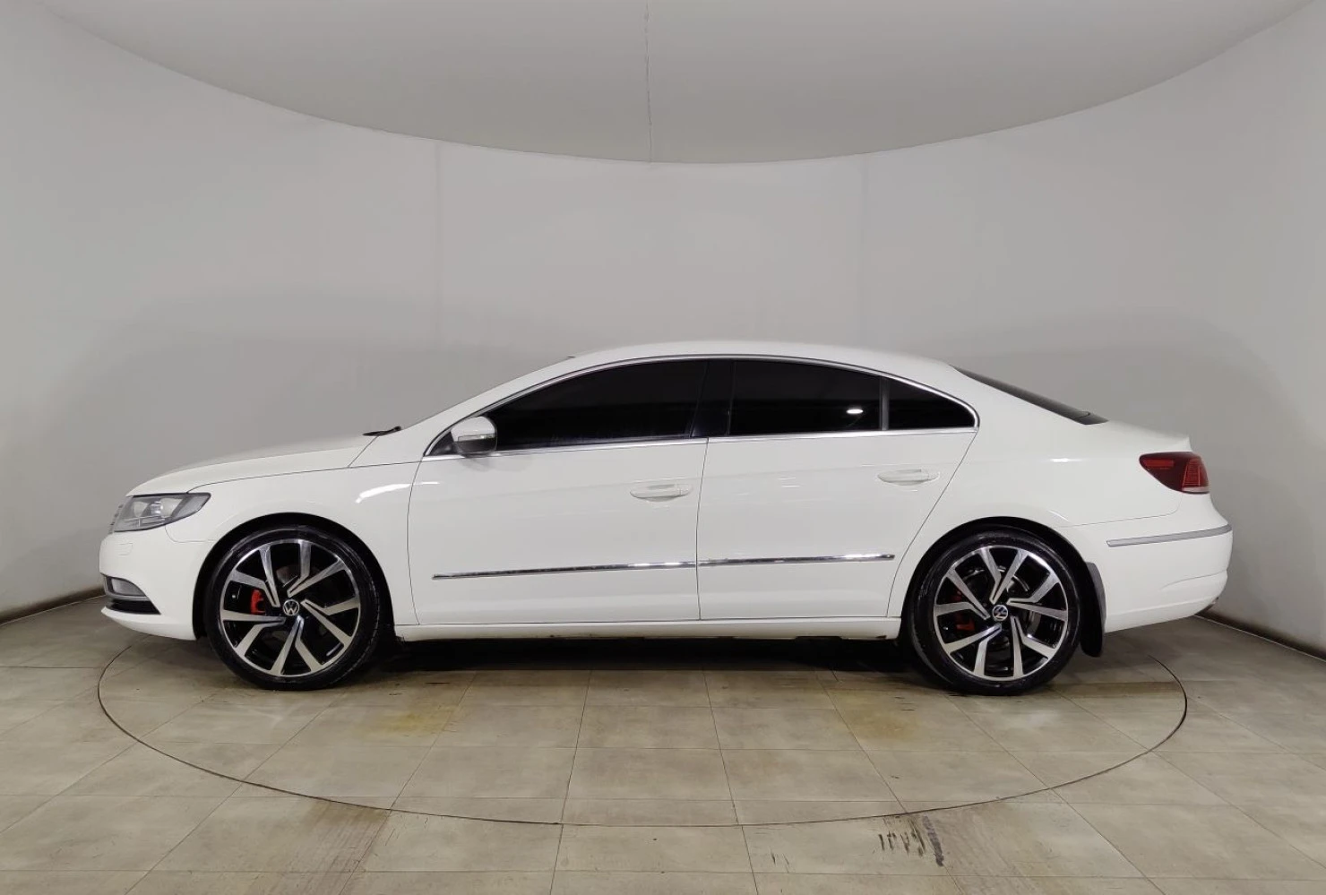 Volkswagen Passat CC, 2013