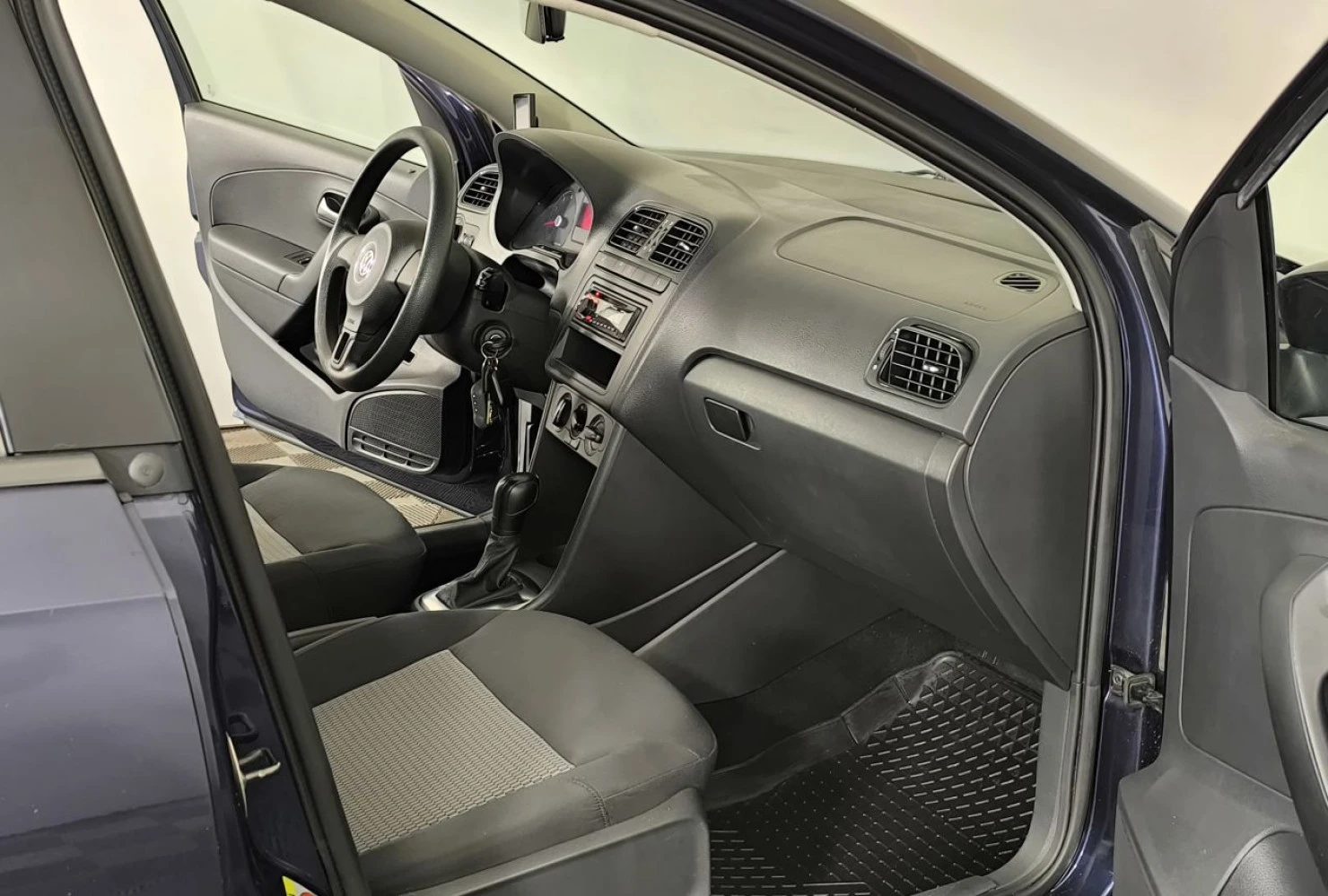 Volkswagen Polo, 2011