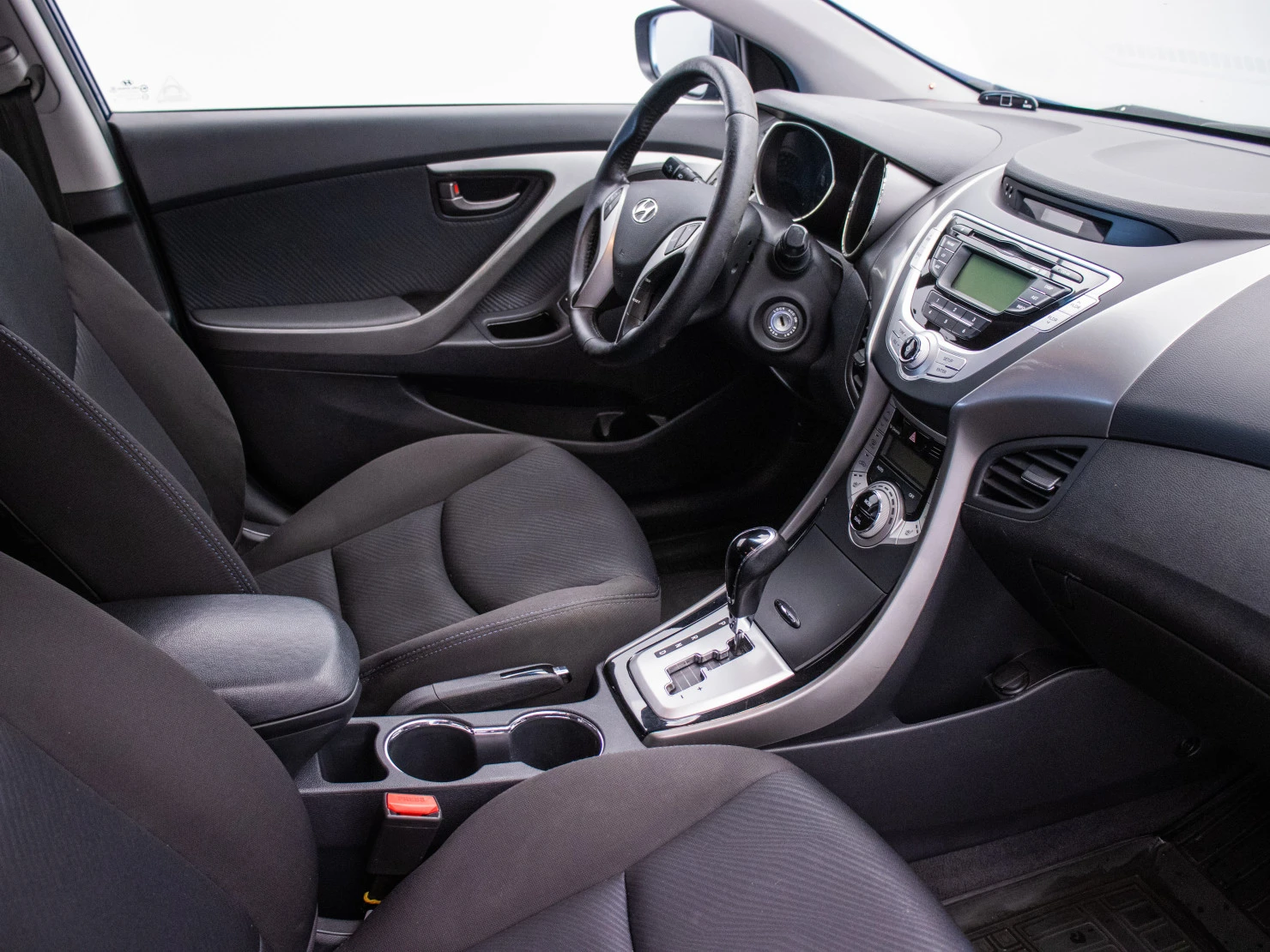 Hyundai Elantra, 2011