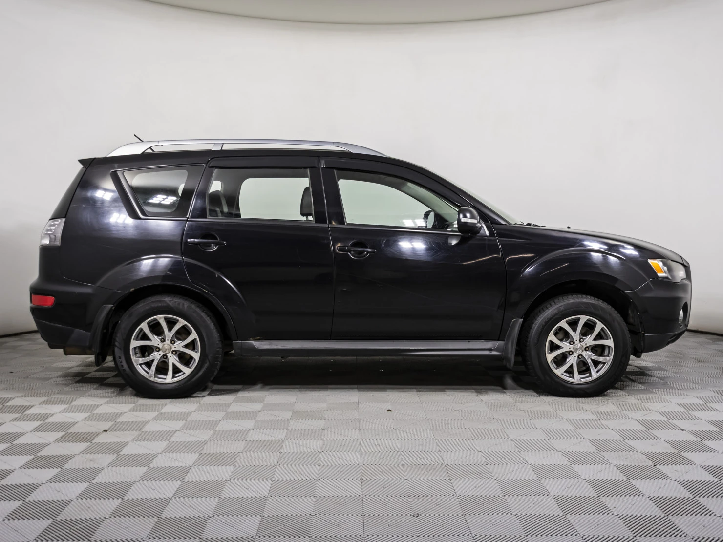 Mitsubishi OUTLANDER, 2010