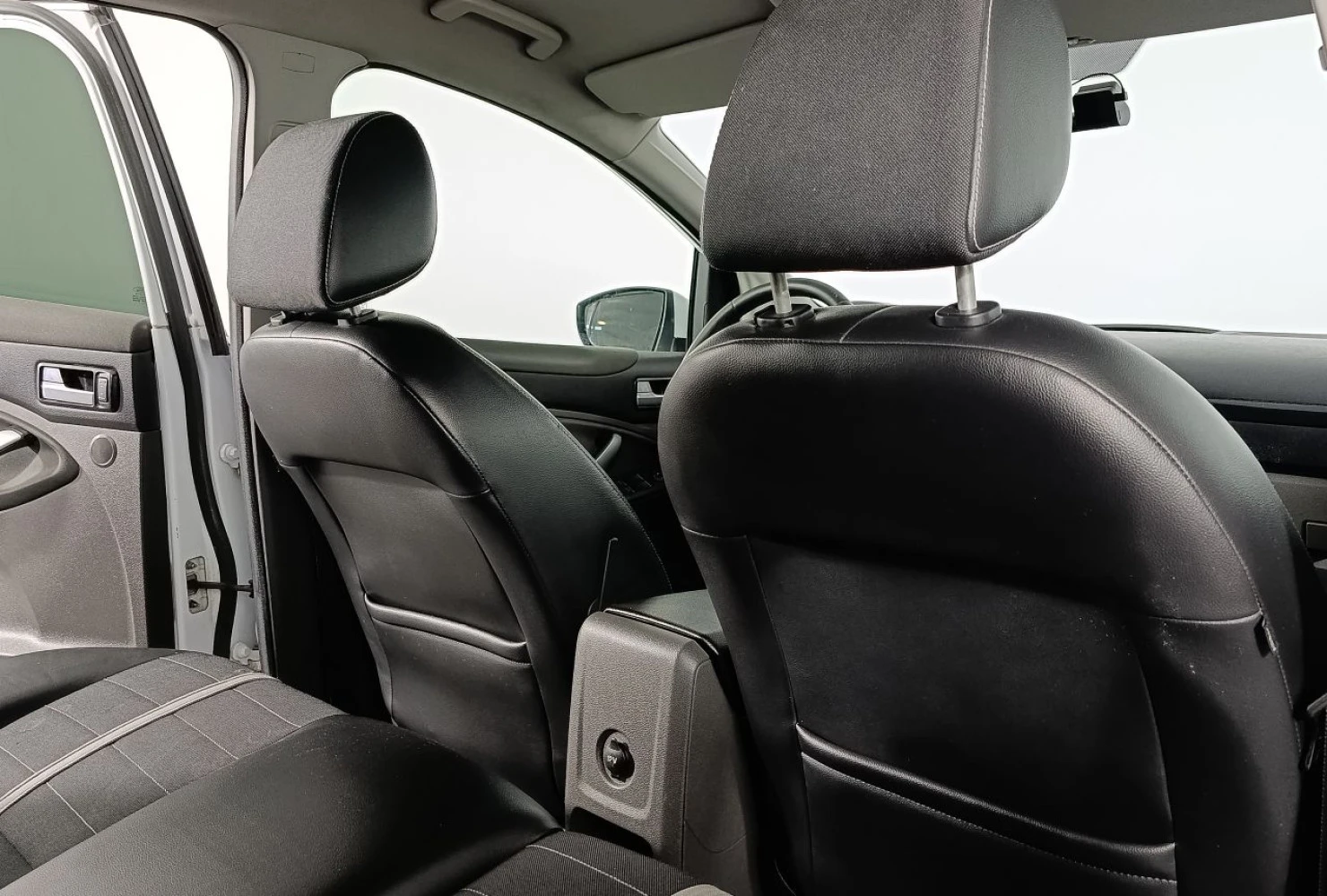 Ford KUGA, 2011