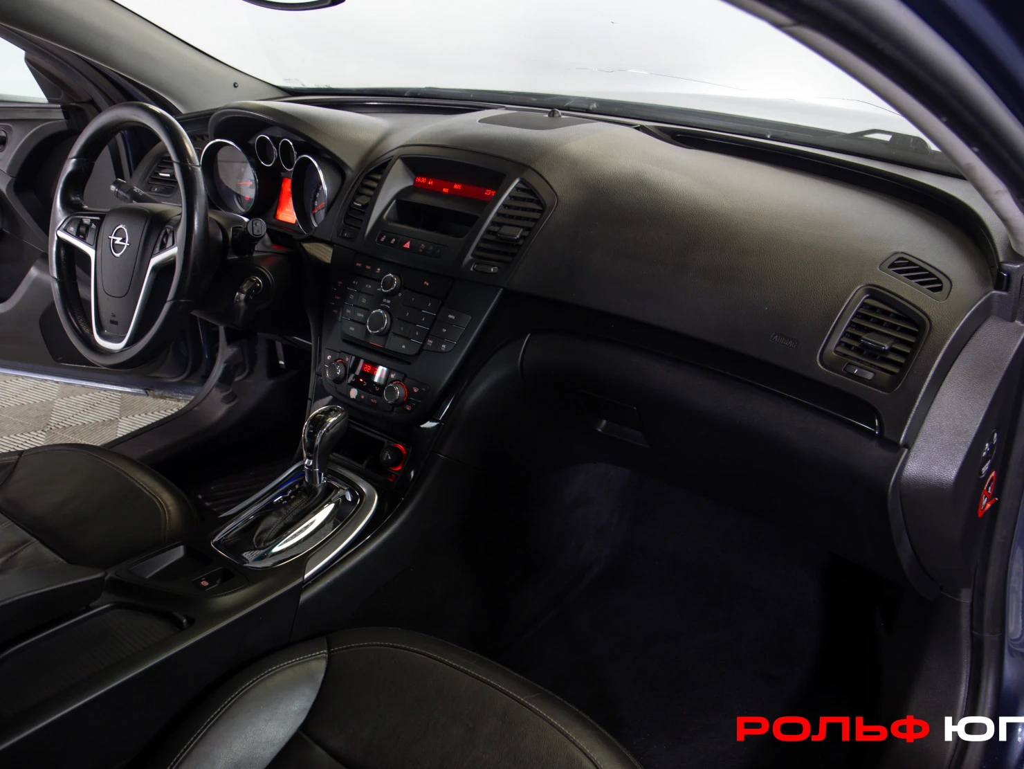 Opel Insignia, 2010