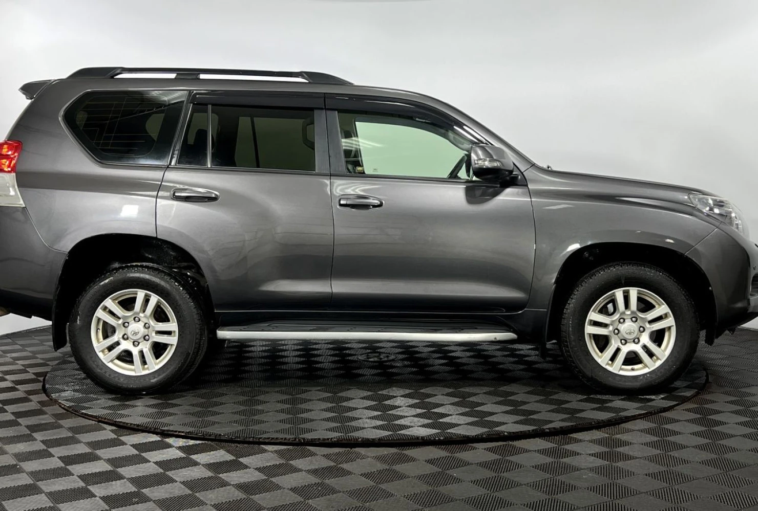 Toyota Land Cruiser Prado, 2011