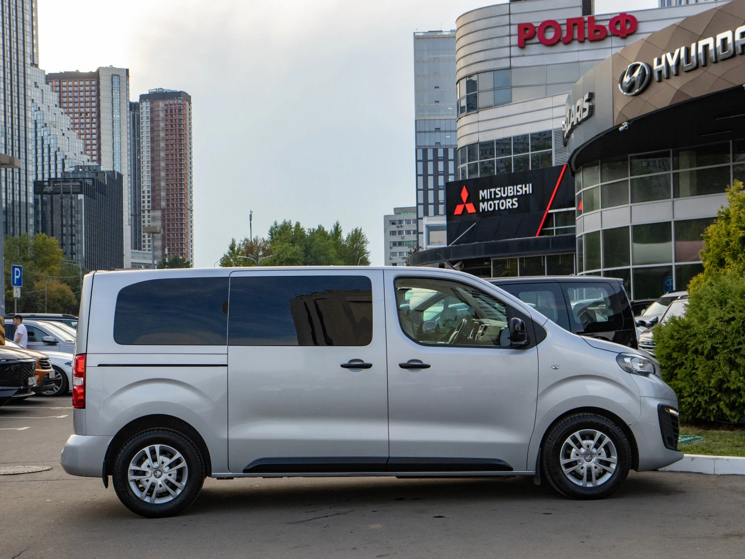 Peugeot Traveller, 2021