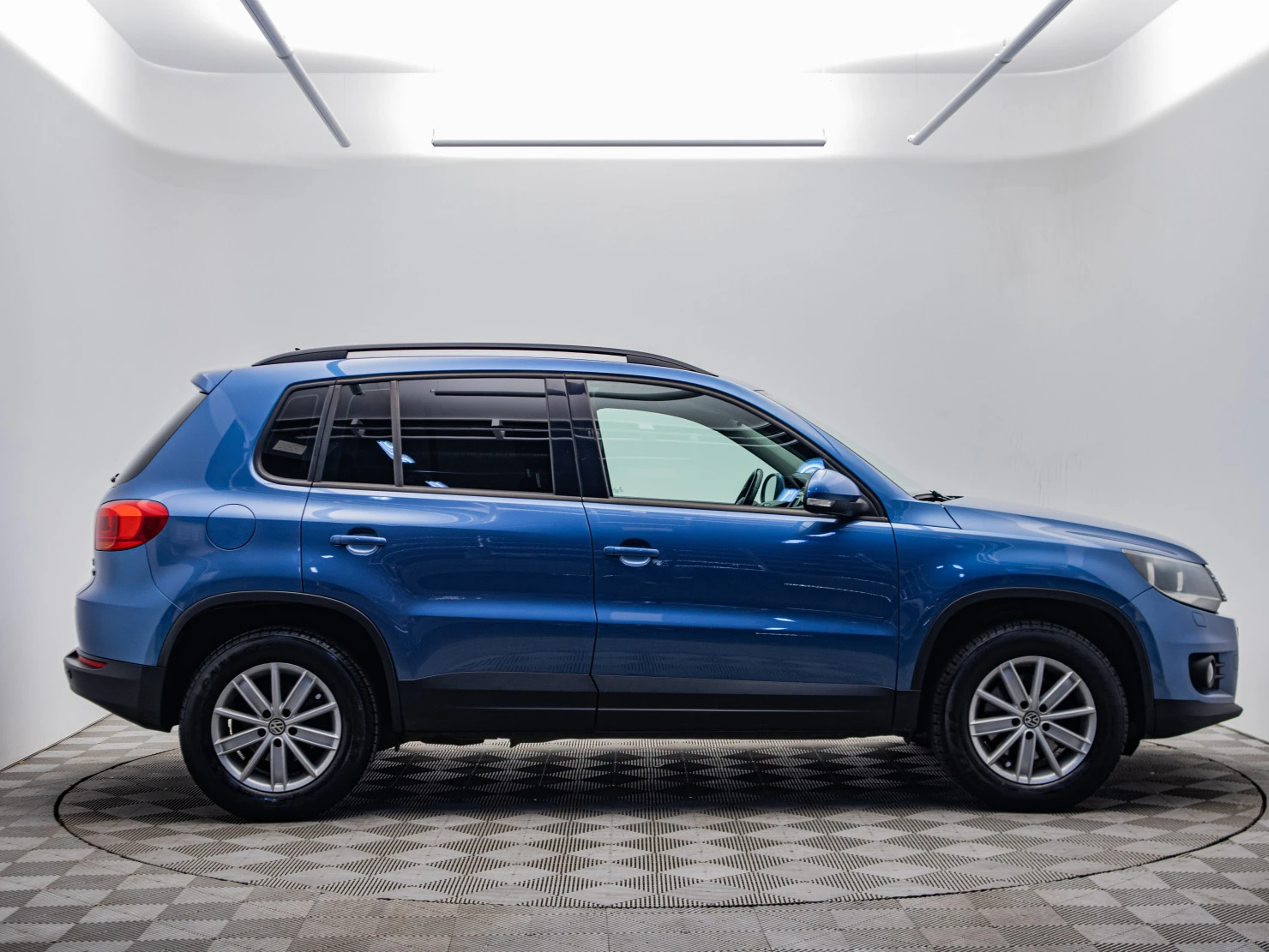 Volkswagen Tiguan, 2014