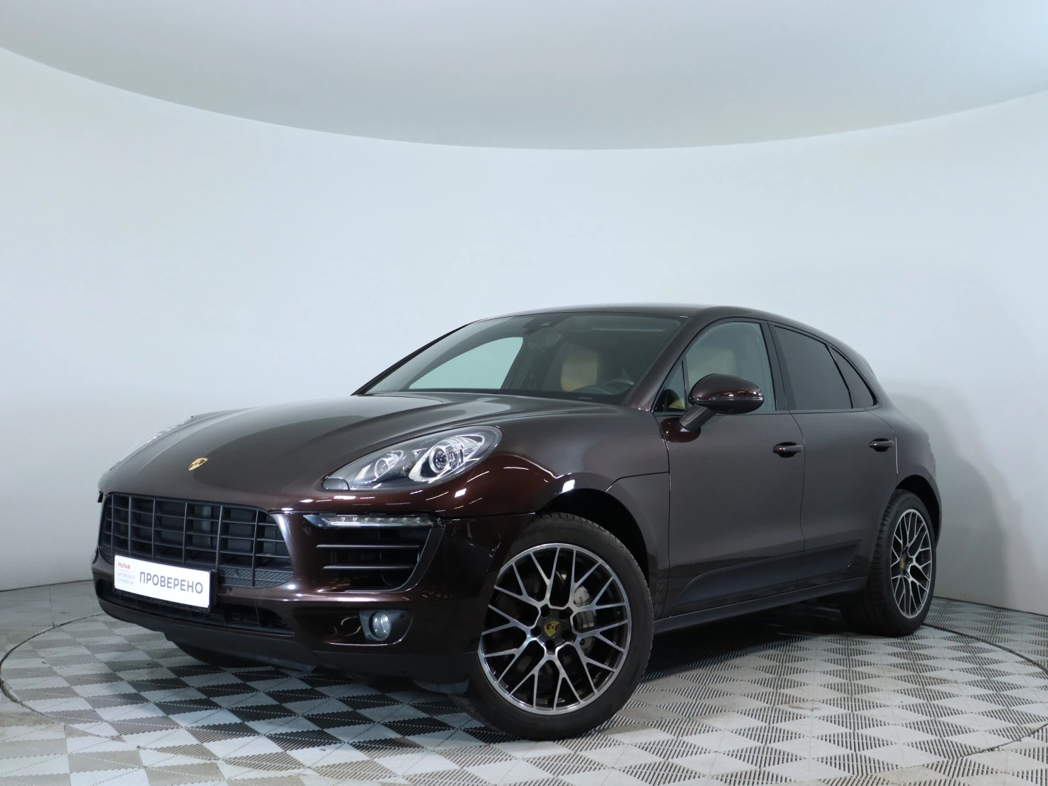 Porsche Macan, 2016