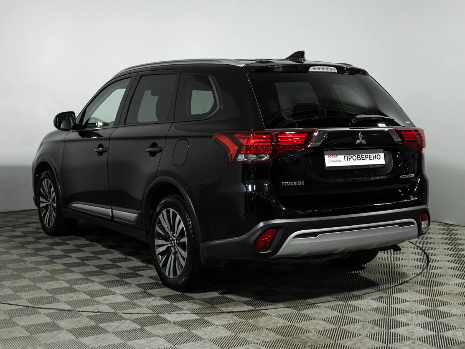 Mitsubishi OUTLANDER, 2019