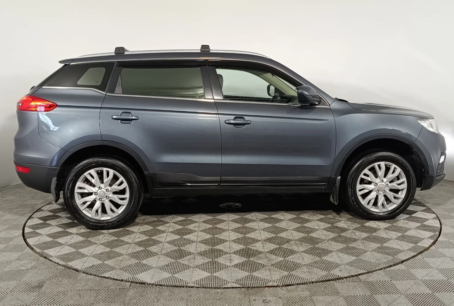 Geely Atlas, 2018