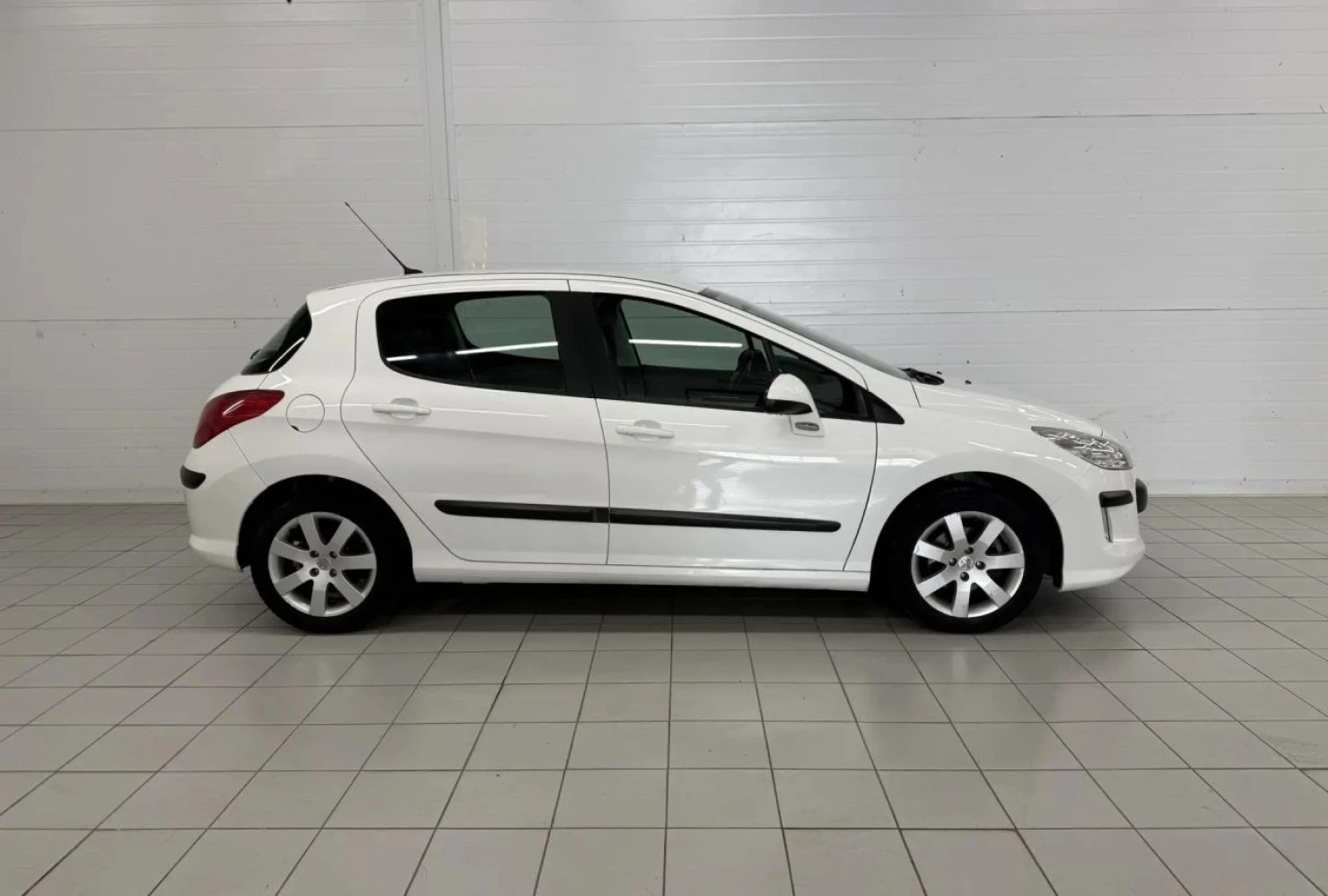 Peugeot 308, 2008