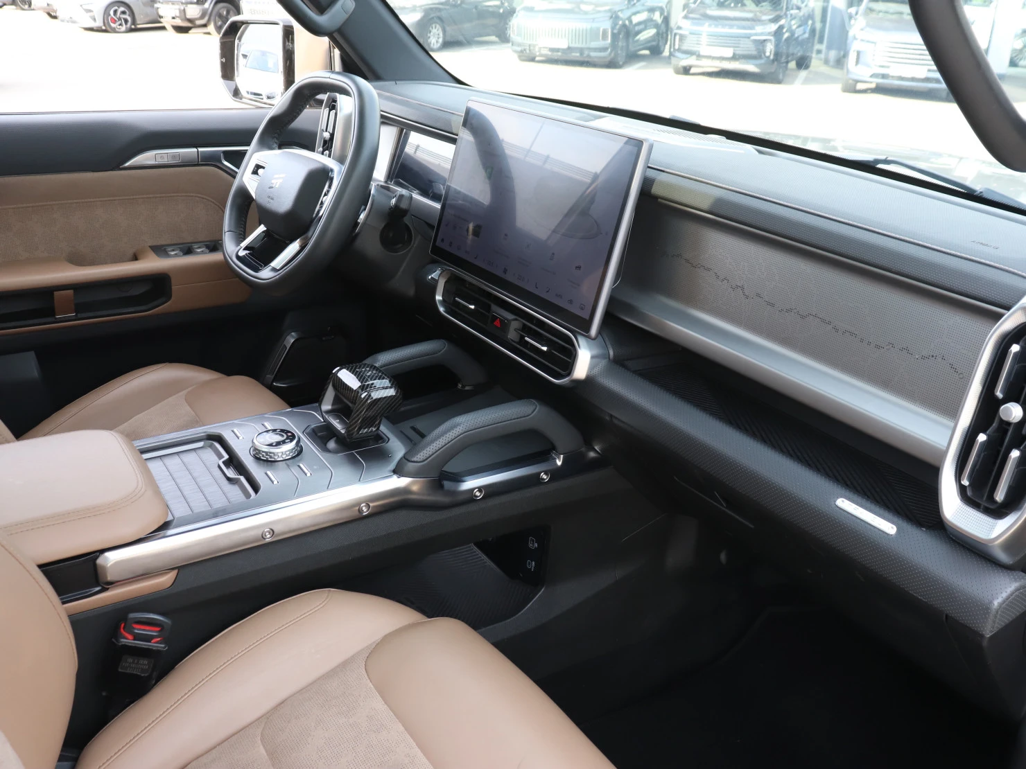 Jetour T2, 2024