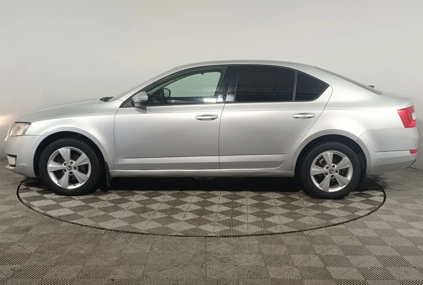 ŠKODA OCTAVIA, 2014