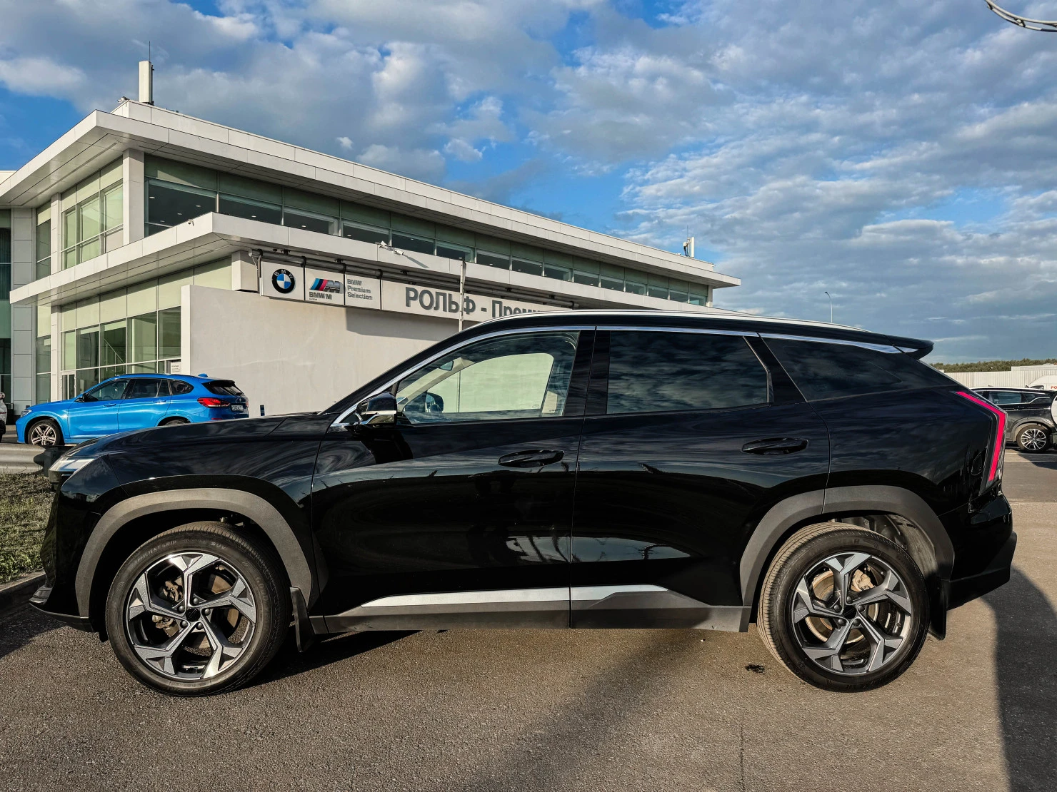 Geely Atlas, 2024