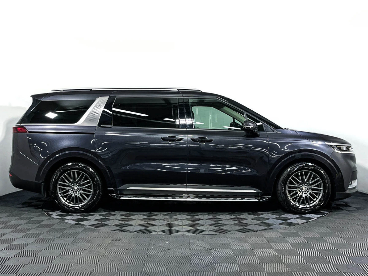 Kia Carnival, 2022