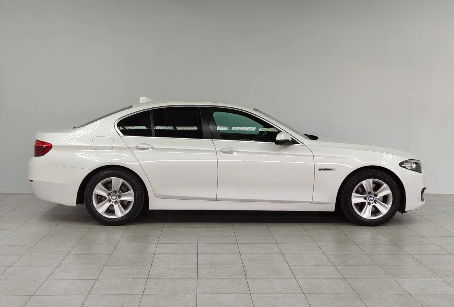 BMW 5 серии, 2013