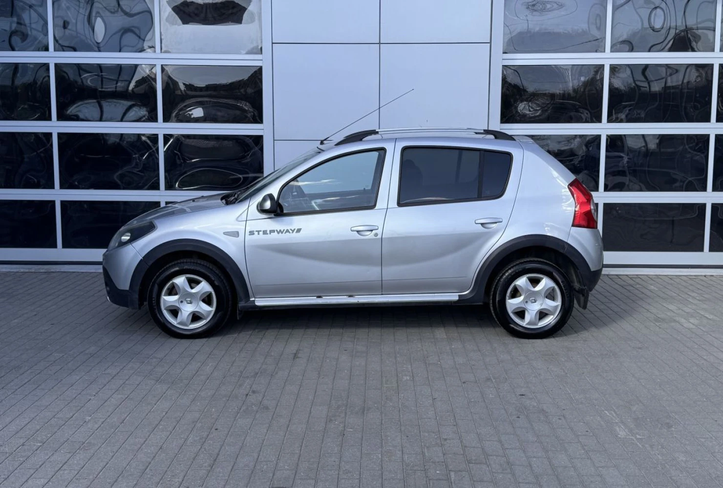 Renault Sandero, 2012