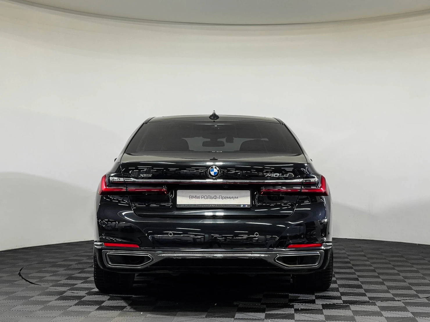 BMW 7 серии, 2021