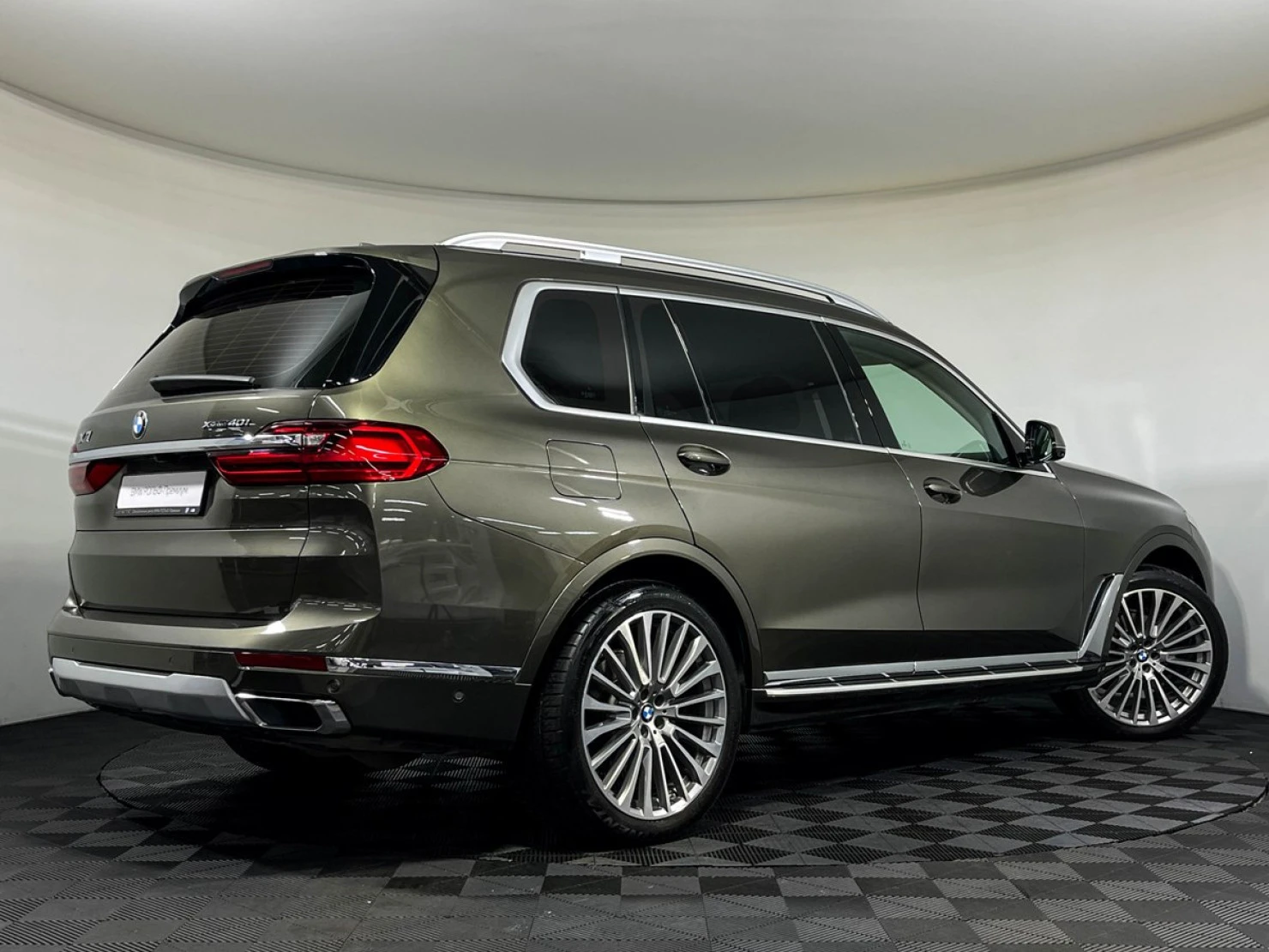 BMW X7, 2021