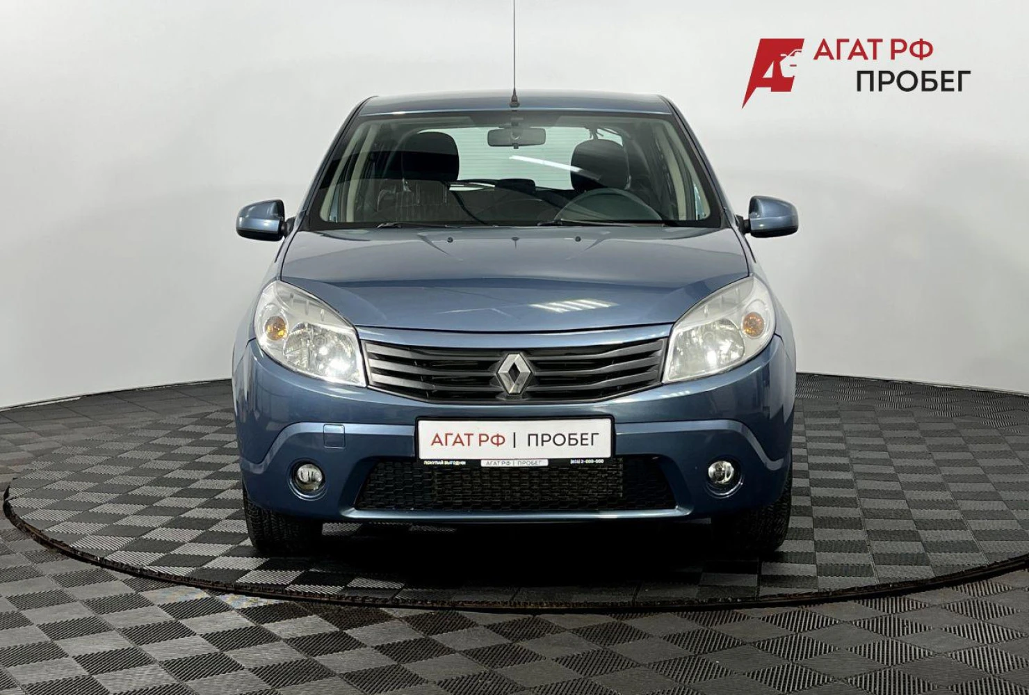 Renault Sandero, 2013