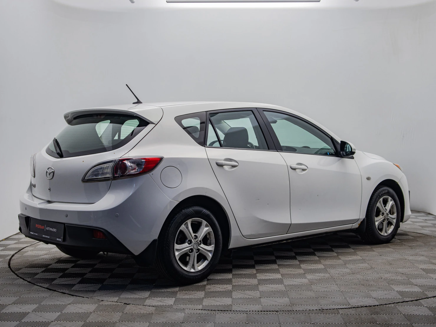 Mazda 3, 2009