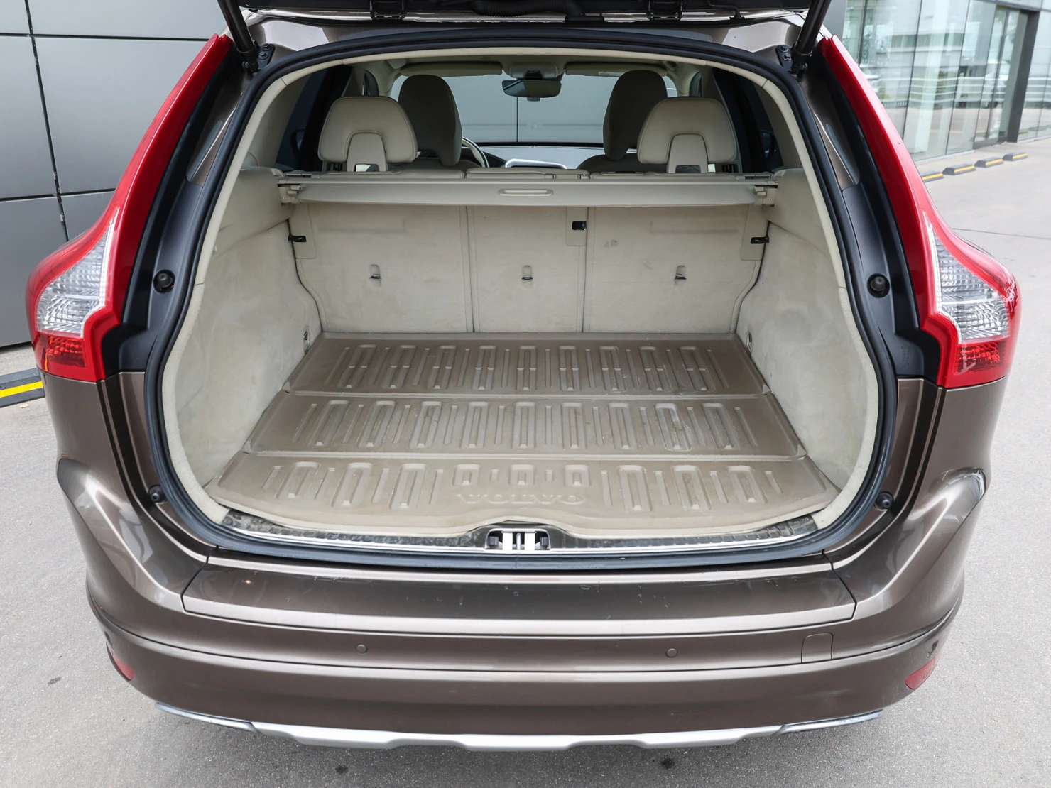 Volvo XC60, 2015