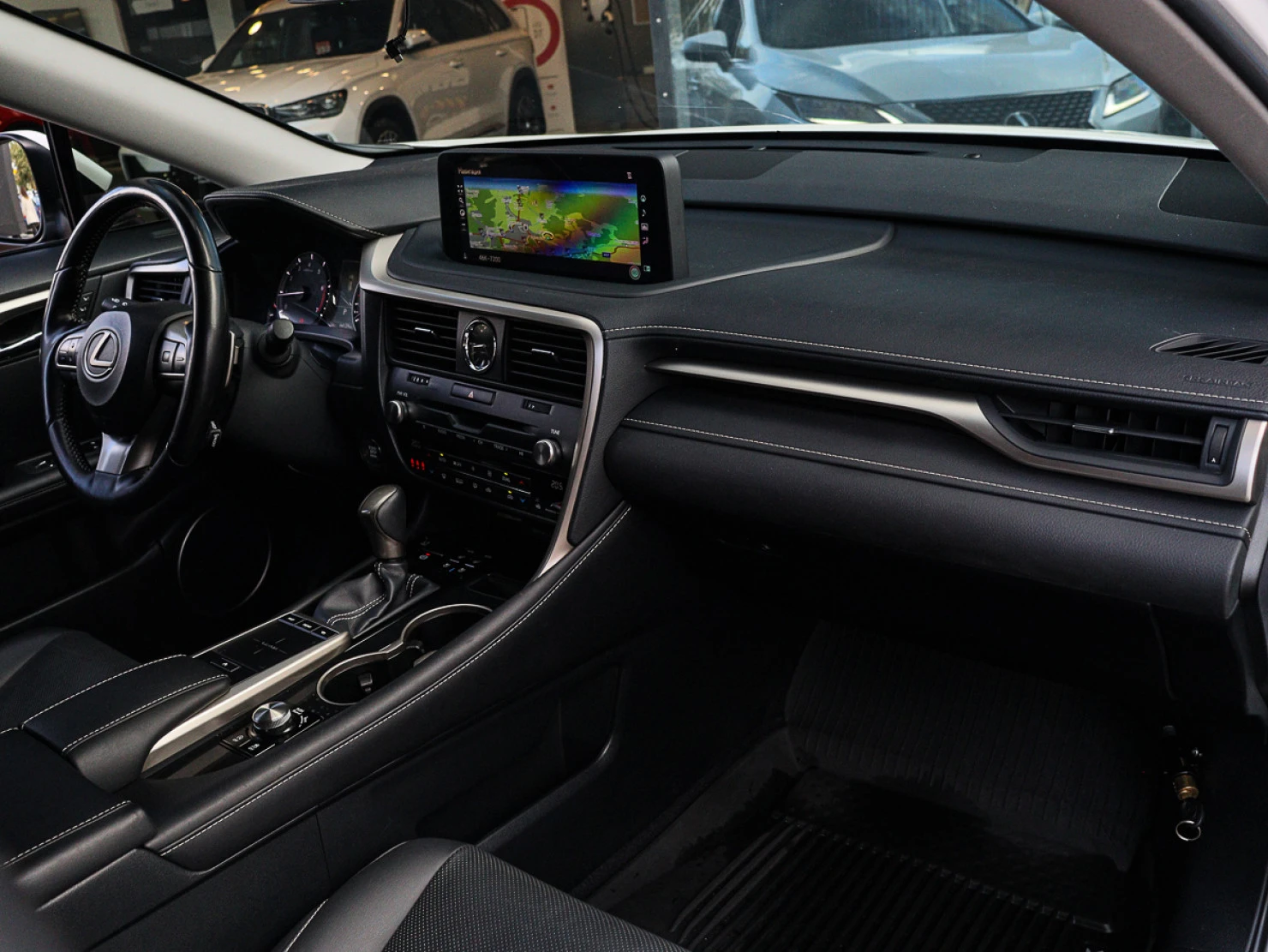 Lexus RX, 2021