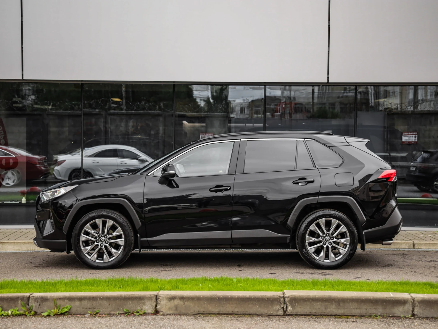 Toyota RAV4, 2022