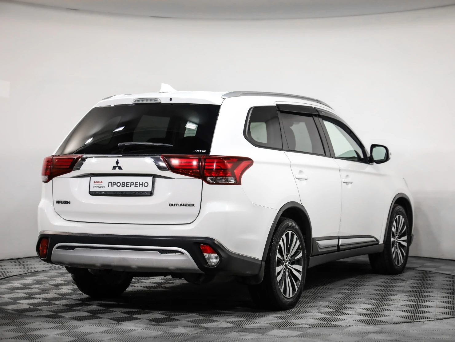 Mitsubishi OUTLANDER, 2019