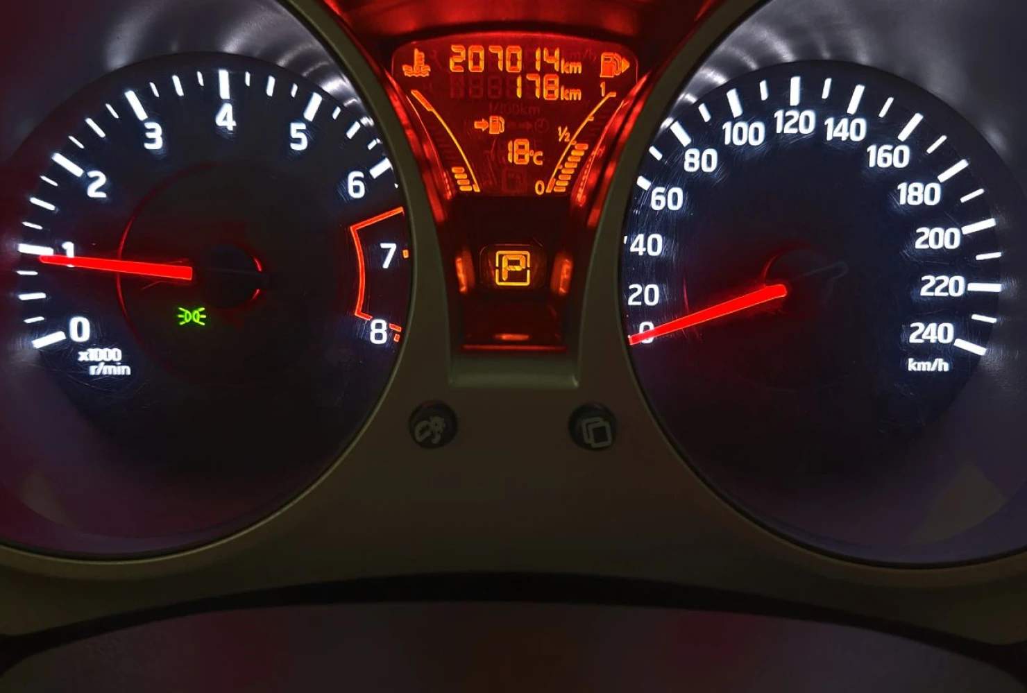 Nissan Juke, 2013