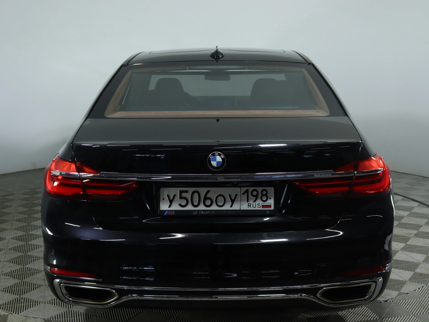 BMW 7 серии, 2016