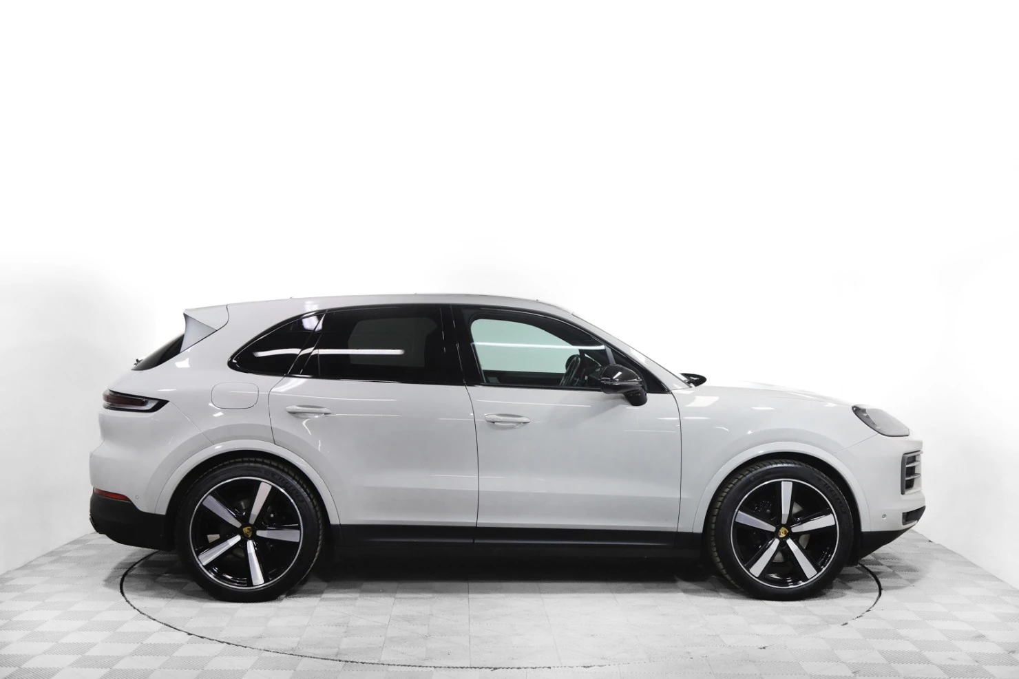 Porsche Cayenne, 2023