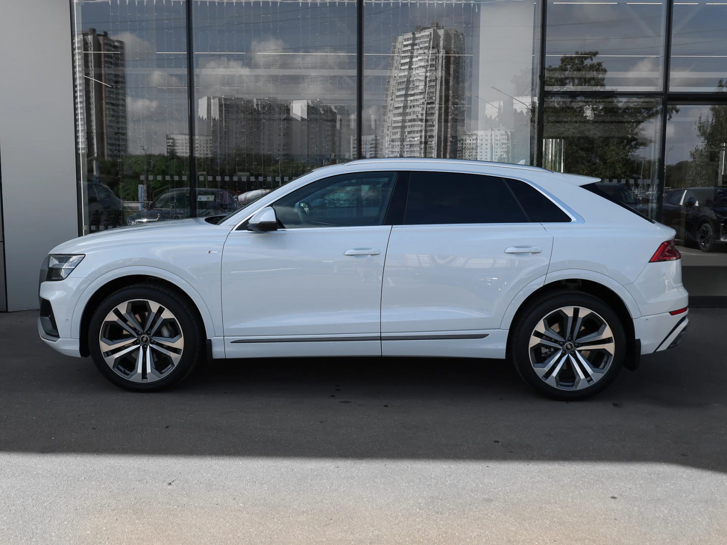 Audi Q8, 2022