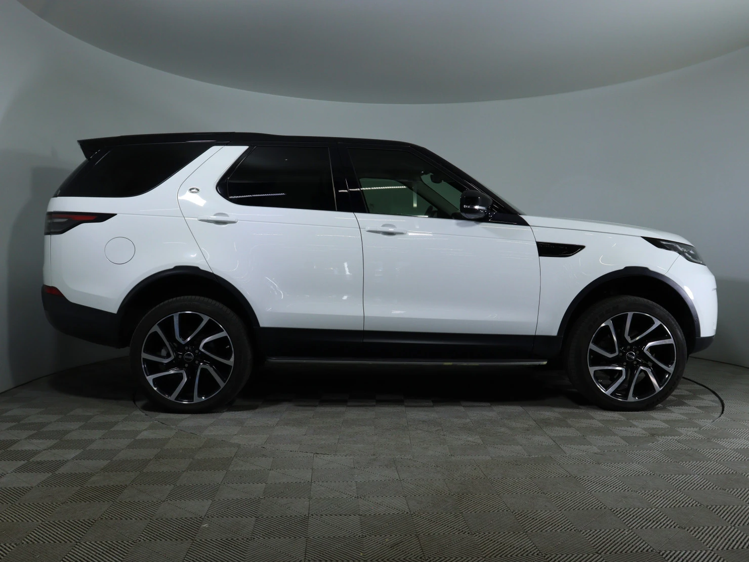 Land Rover Discovery, 2019